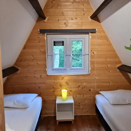 Les Jardins De Шале *